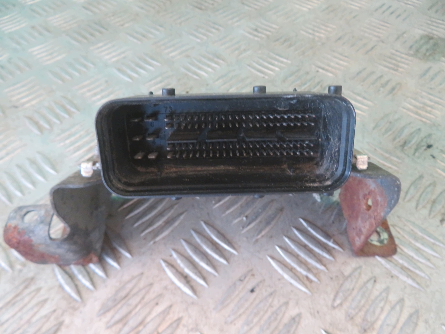 module unité de commande électronique uce ADBLUE IVECO DAILY 2.3 21R 0281035663