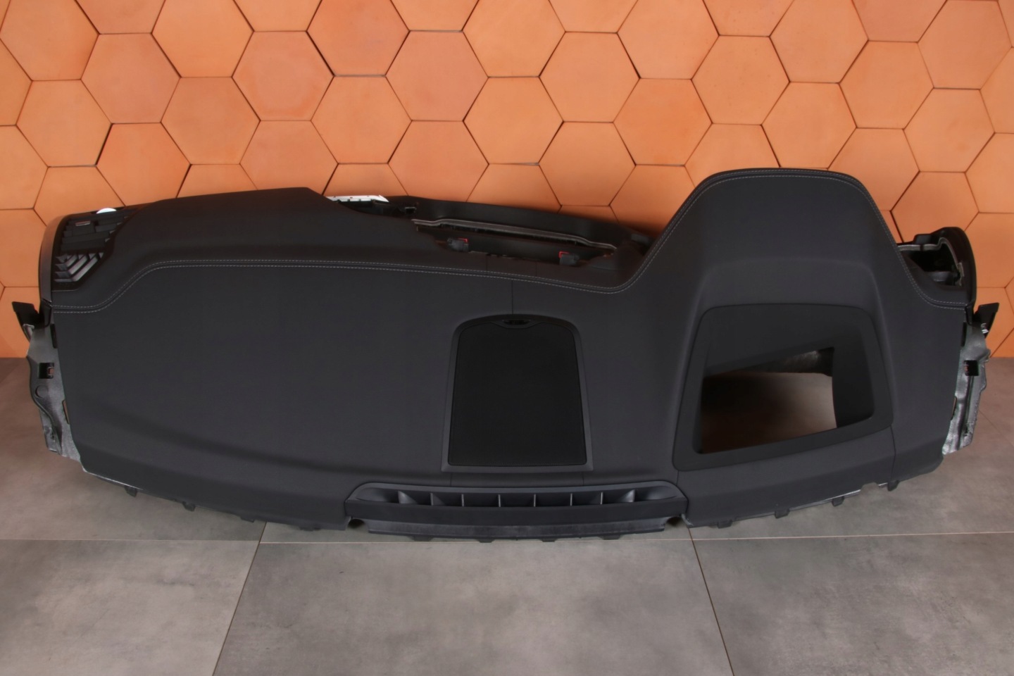 BMW X3 G01 X4 G02 X3M X4M dashboard instrument panel console SENSATEC black HEAD UP