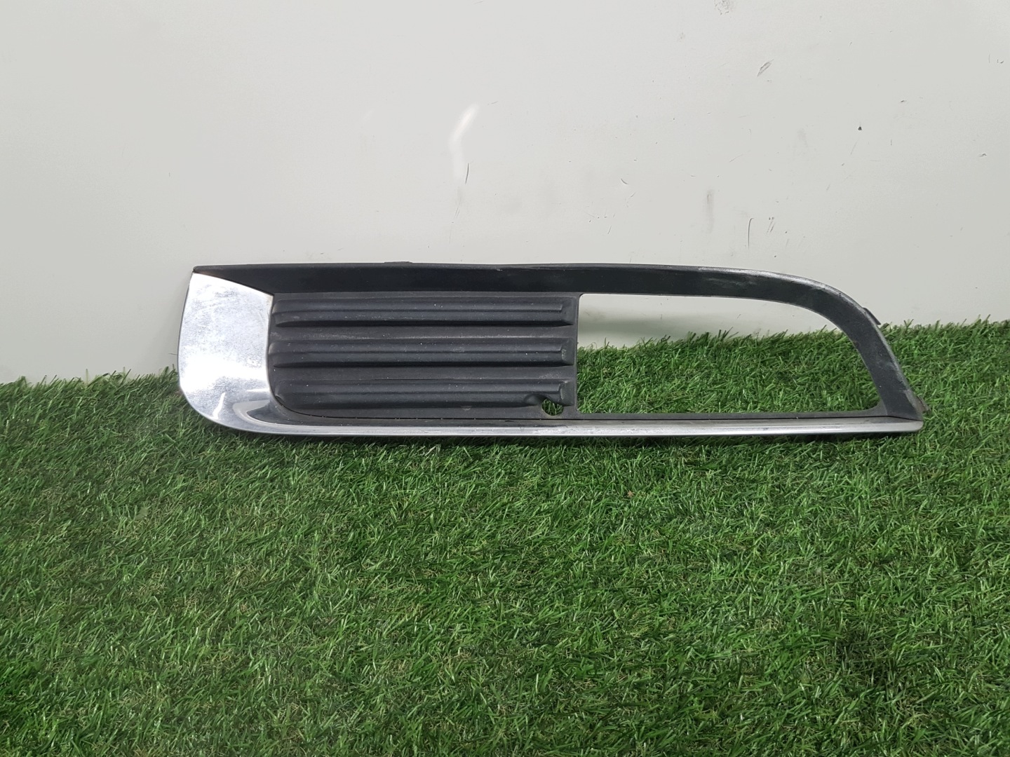 grid of a bumper left OPEL INSIGNIA 13238370