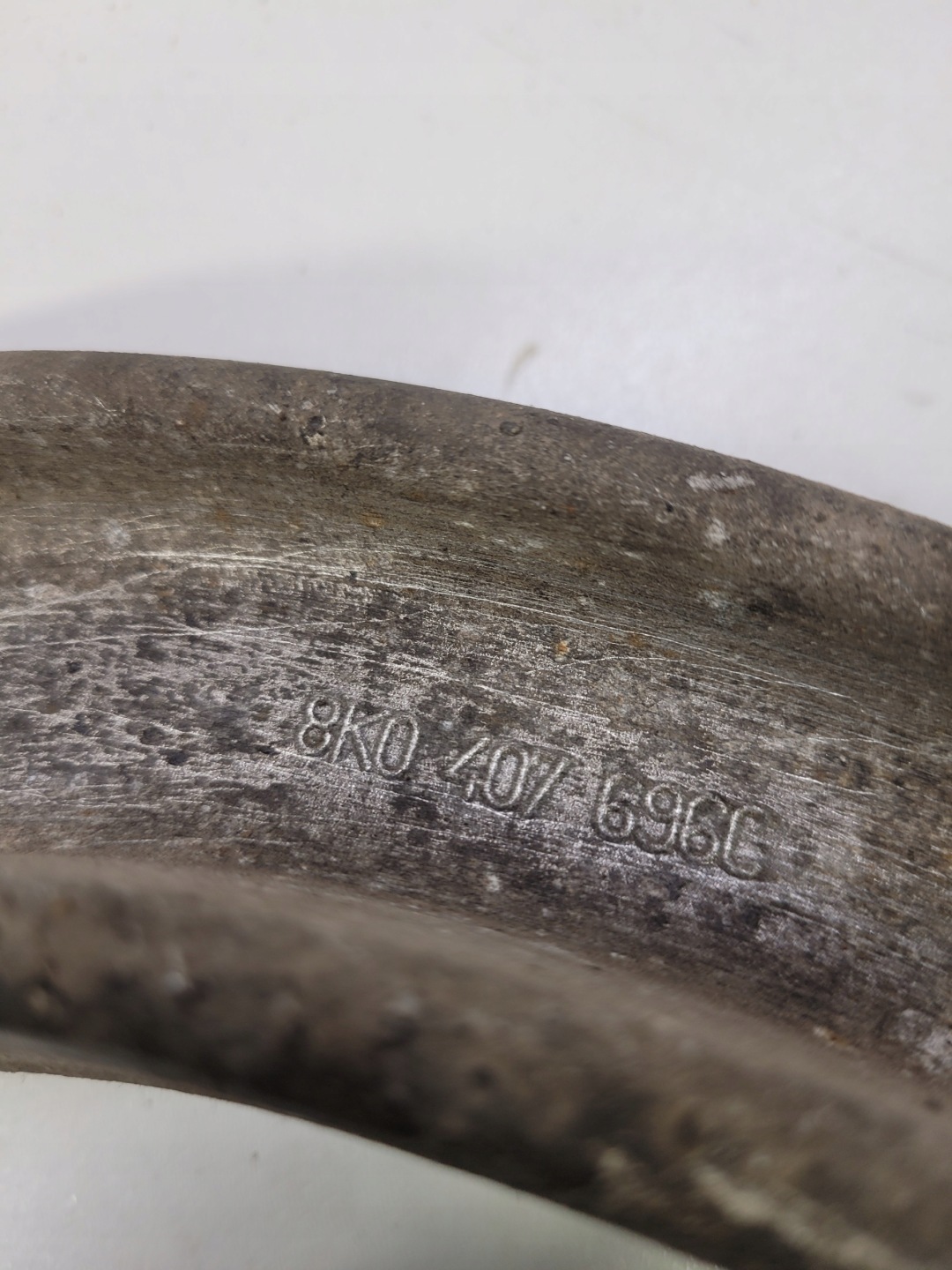 arm right front AUDI A4 A5 Q5 8K0407696C small
