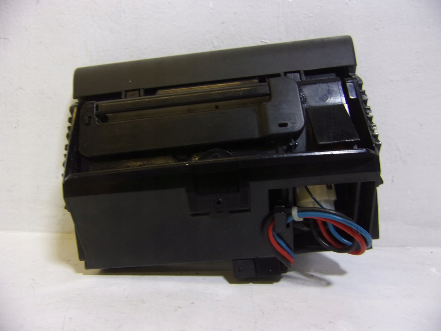 Cendrier AUDI A6-C5 4B0857951
