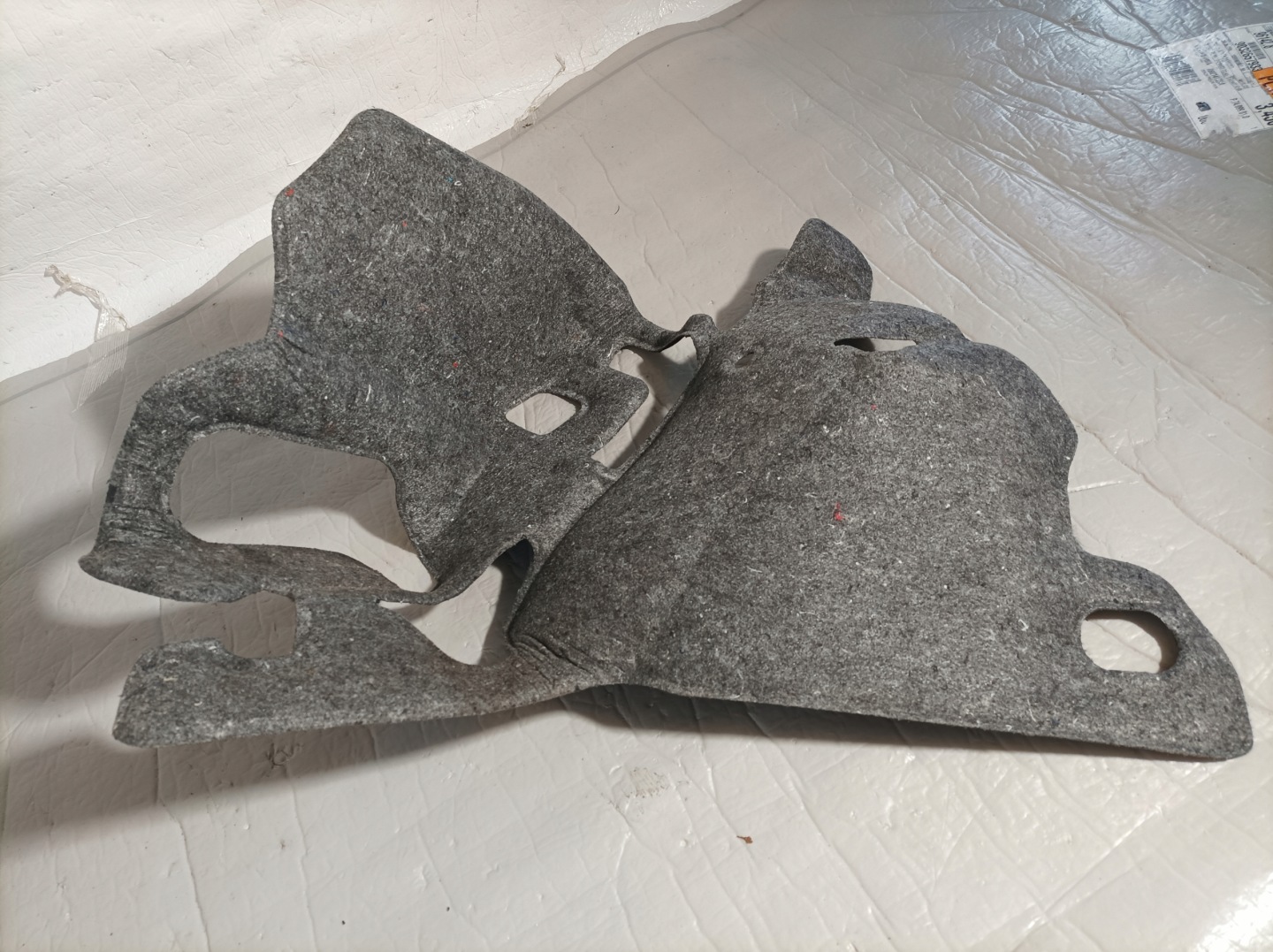 AUDI S3 8V soundproofing boot 8V5863895