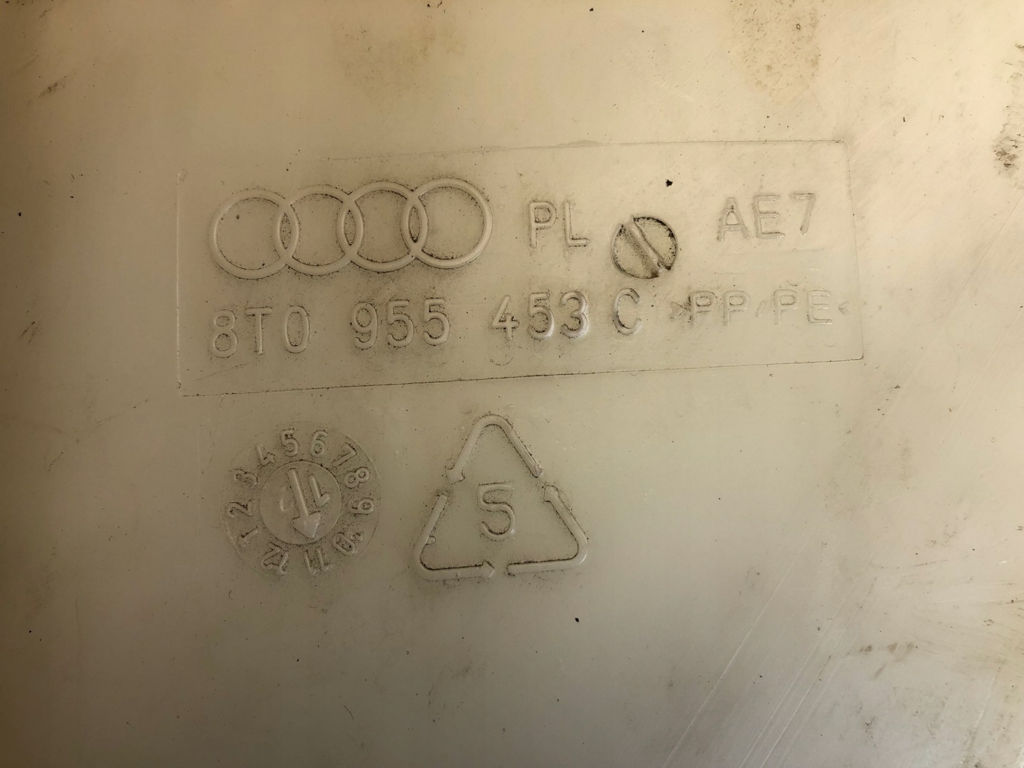 washer fluid tank AUDI A5 8T0955453C