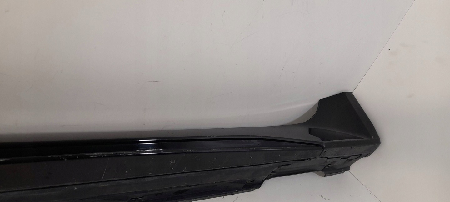 Audi RS6 C8 moulding threshold left 4K0853855B (T335)