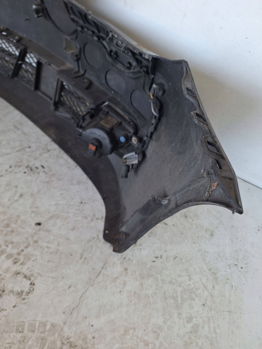 BMW 5 E60 E61 LCI 07-10 bumper + PDC