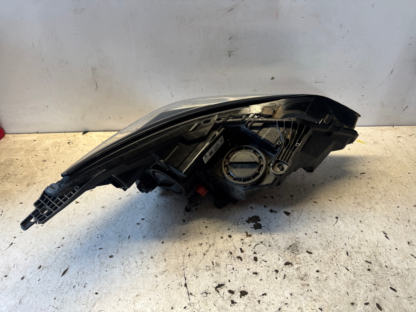 OPEL ASTRA K REFLEKTOR light left front left ZWYKLA LED EUROPA 39081892