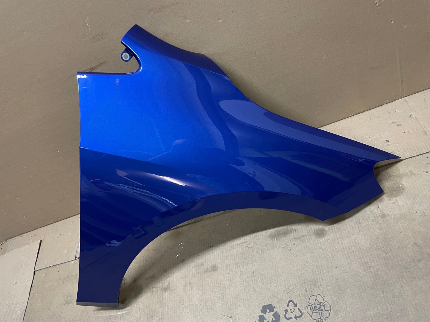 Aile Avant Droite BMW 2 U06 C31