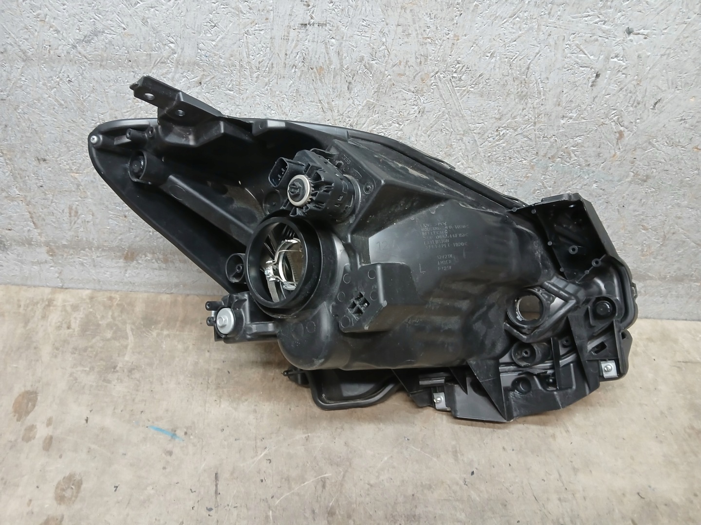 light front left SUZUKI SWIFT MK8