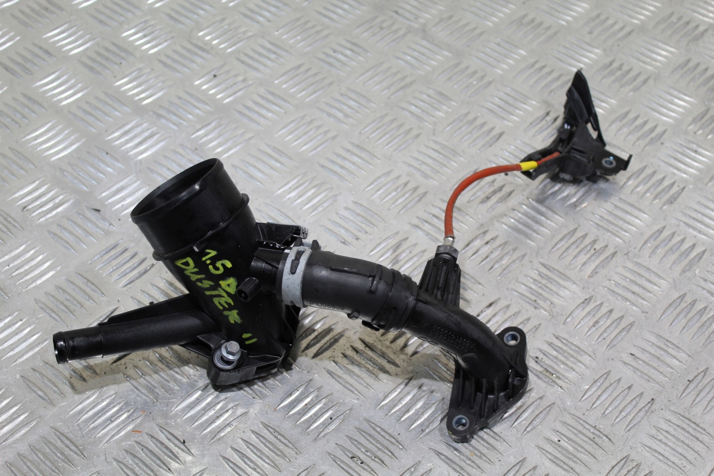 ZUFUHR INTERCOOLER DUSTER II 2