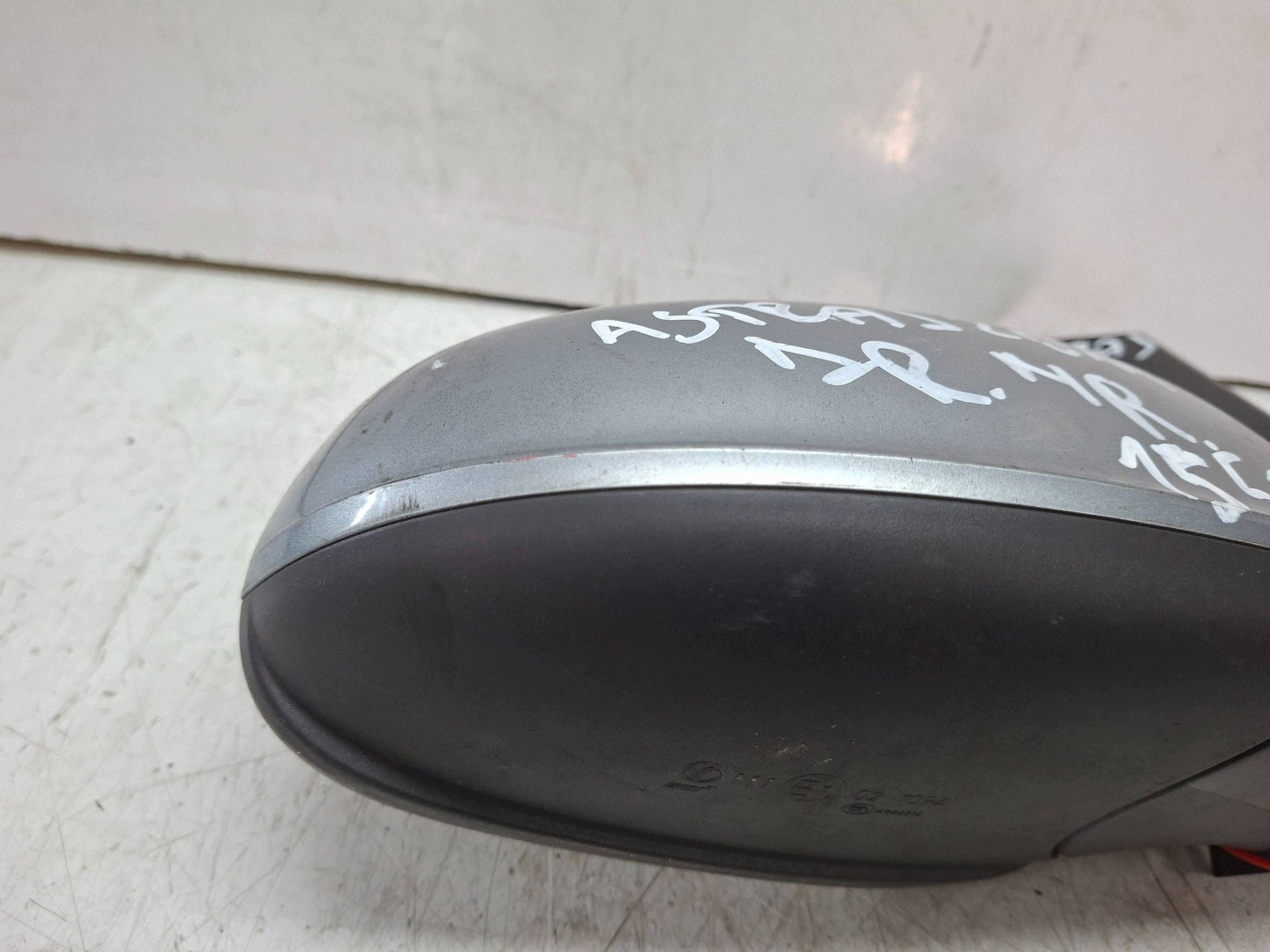 mirror right 5 vertical OPEL ASTRA J 2009