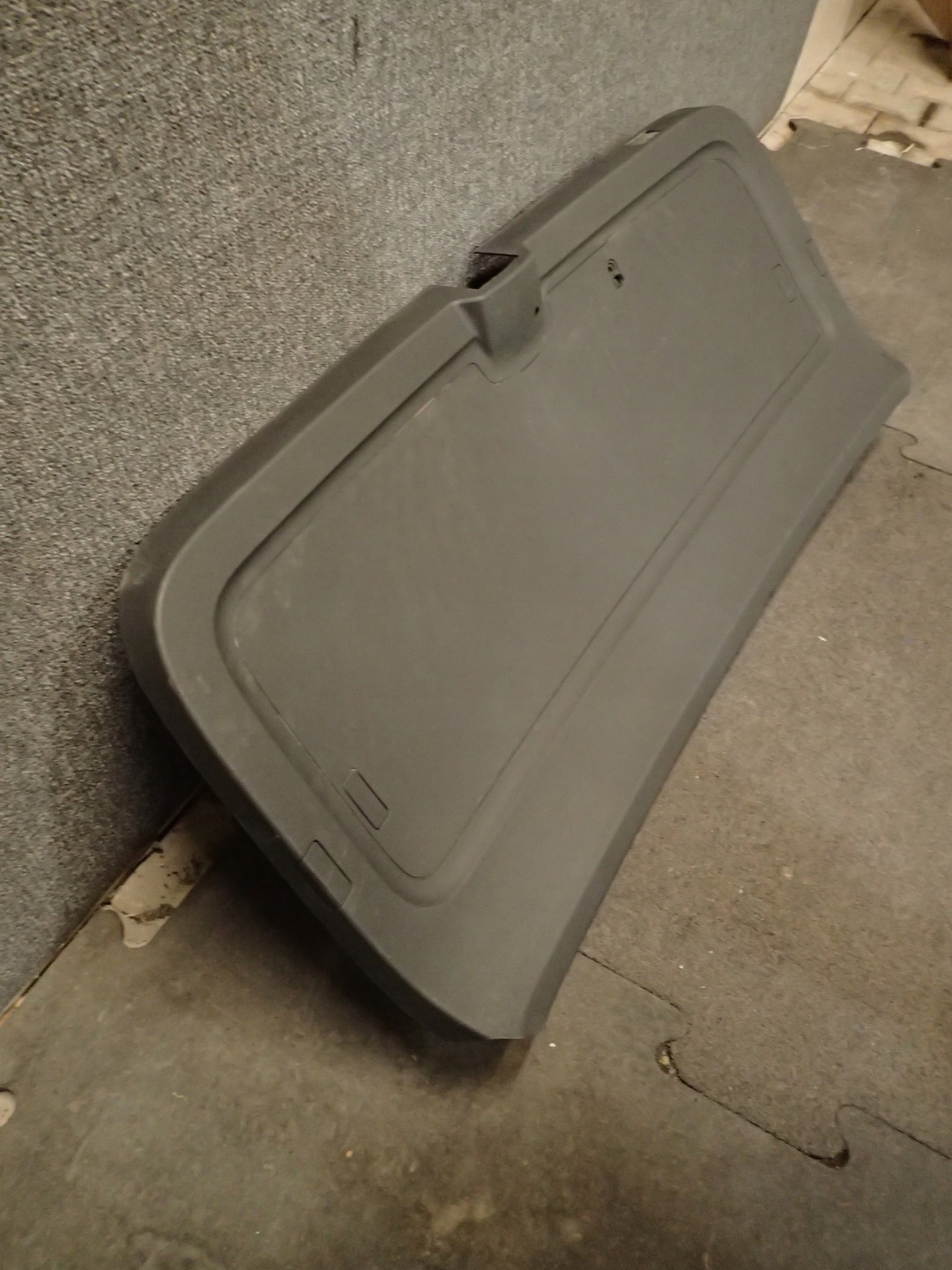 trunk door upholstery side bonnet SKODA KAROQ 565
