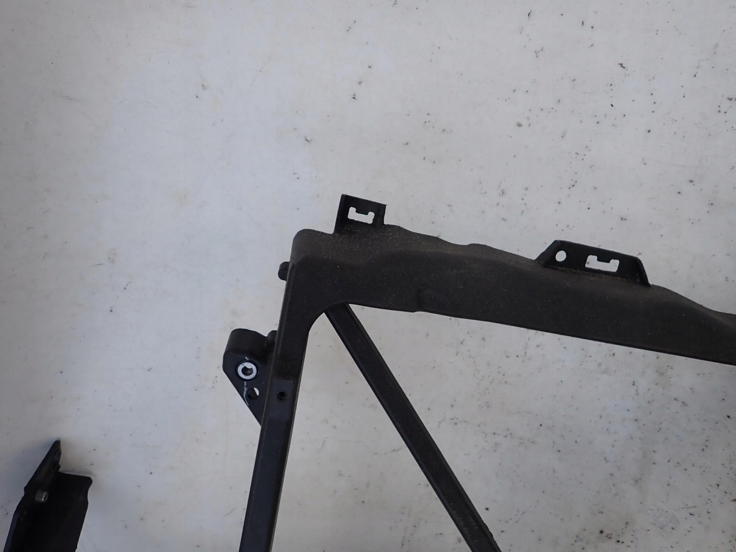 TESLA MODEL S LIFT 16-21 support panel for radiators pillar