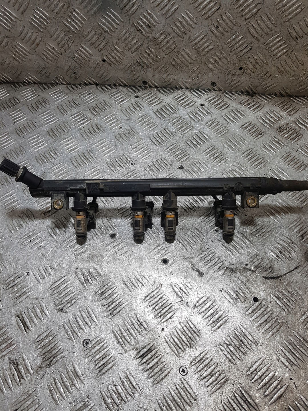 Rampe injection FIAT GRANDE PUNTO 1.2 B
