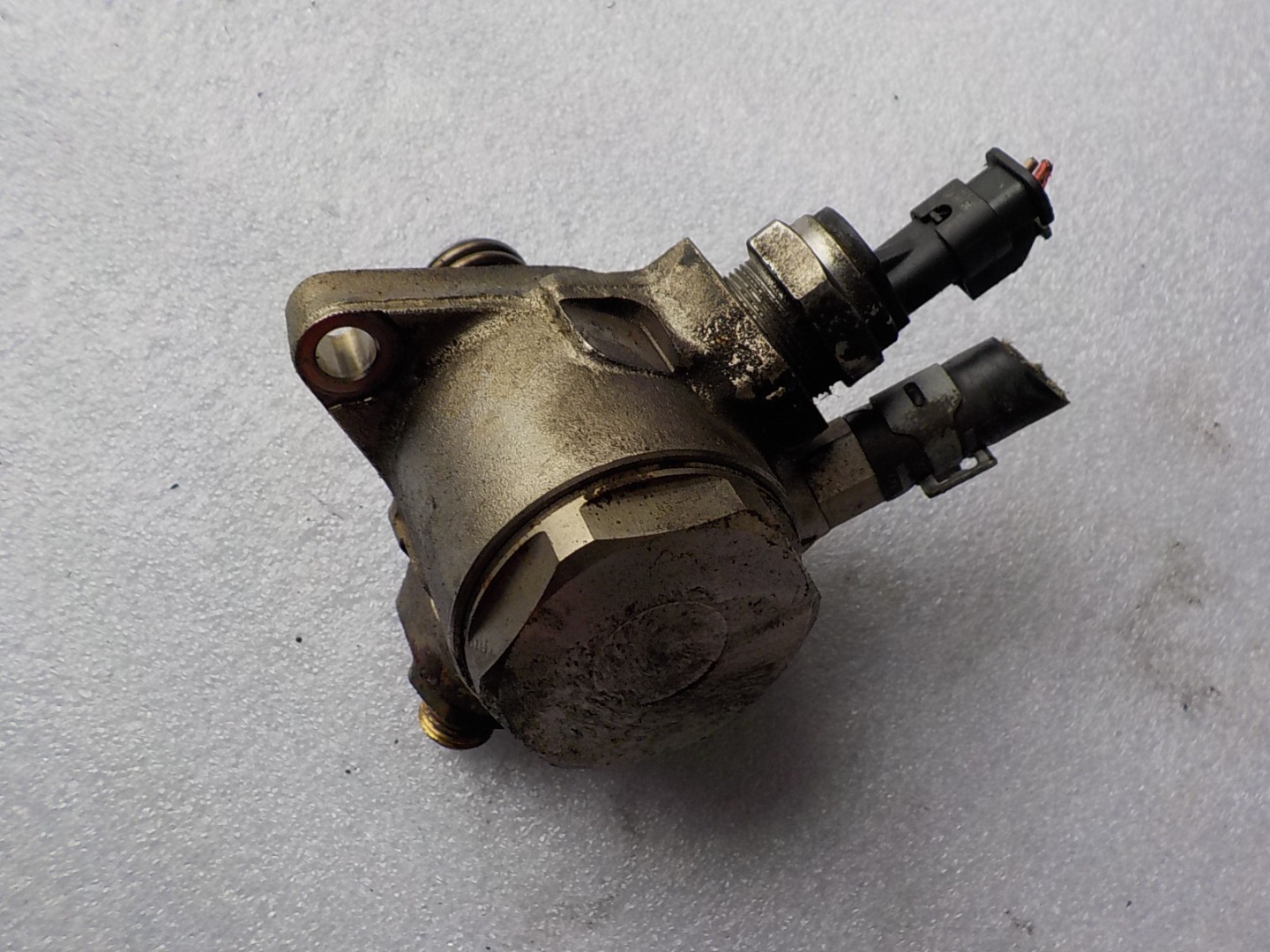 SKODA RAPID 1.2 TSI ORG feed pump 04E127026AG