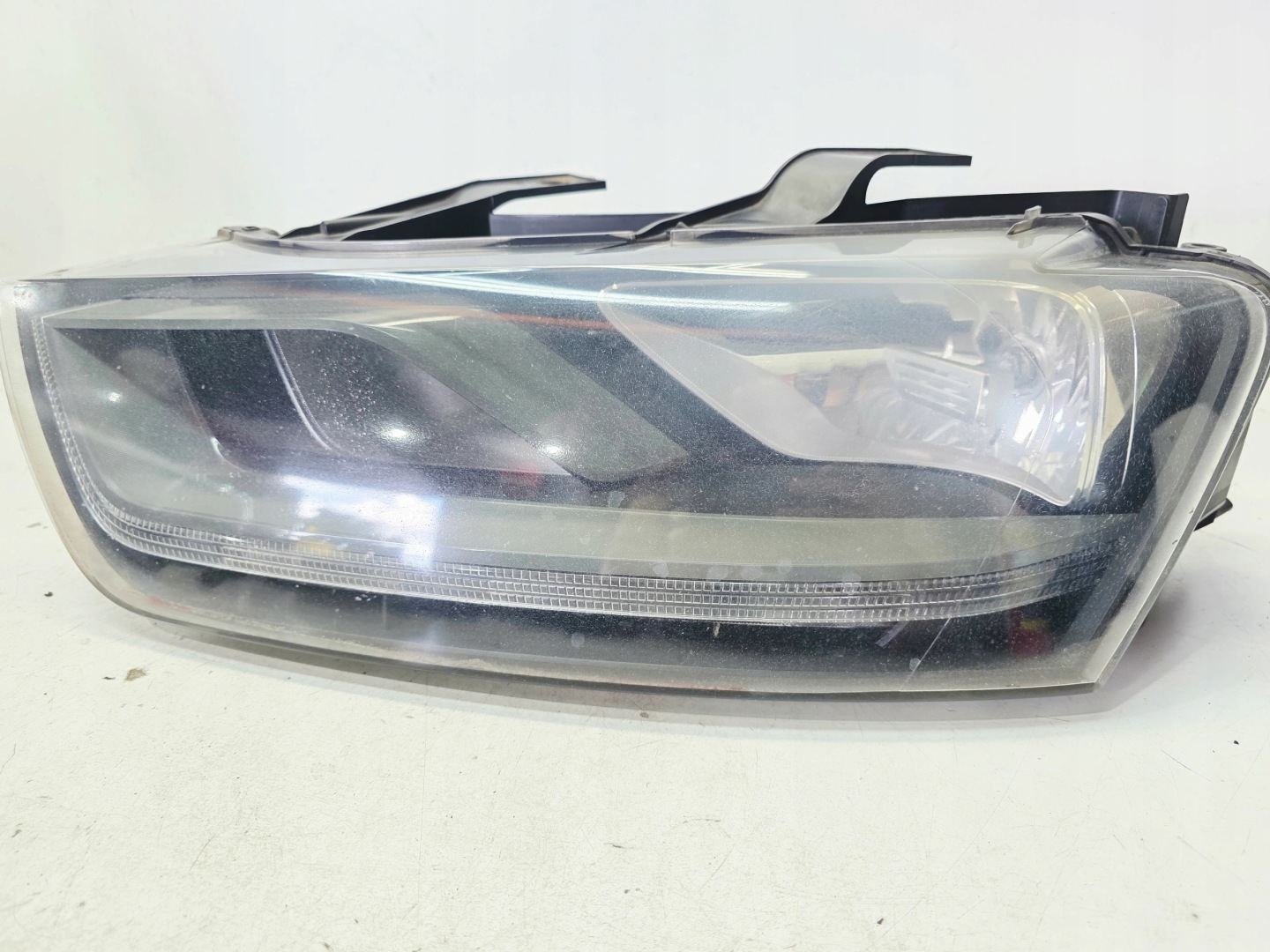 REFLEKTOR light front left ZWYKLA AUDI Q3 8U 8U0941003N 22/26 UK