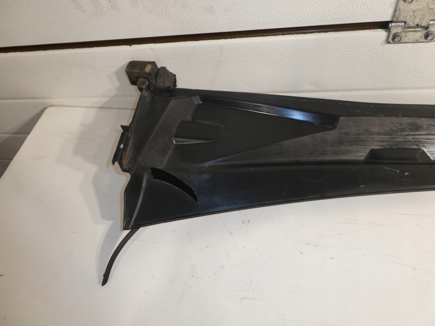 VW AMAROK torpedo 2H1819403