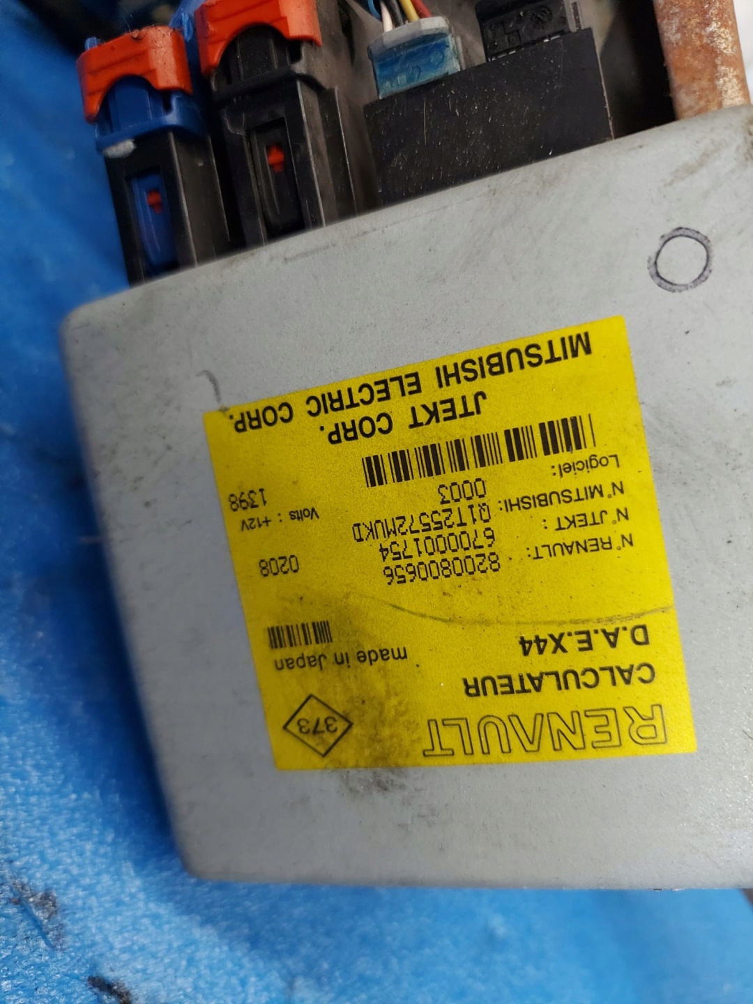 pump control RENAULT TWINGO 8200800656