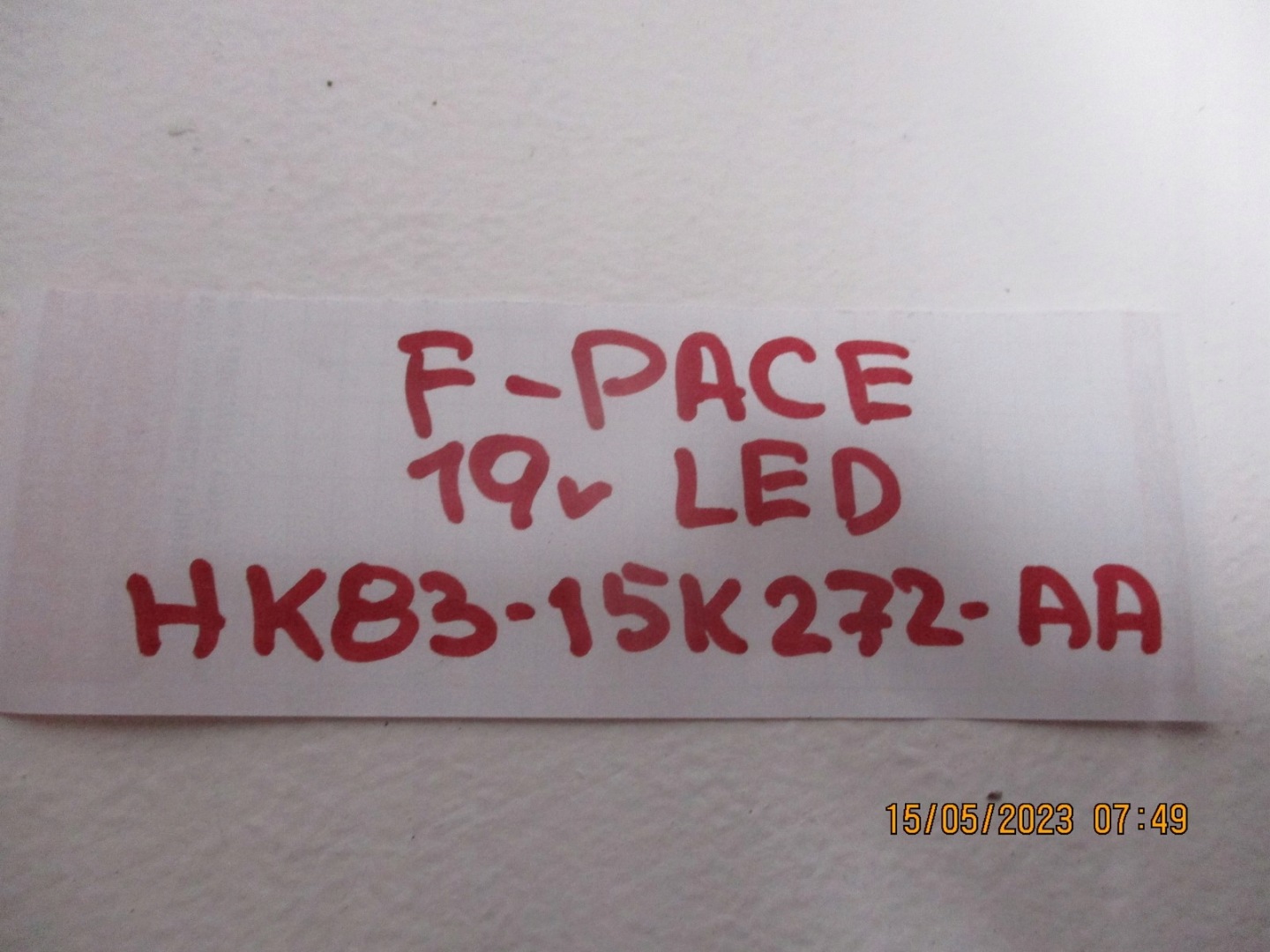 light Jaguar F Pace HK83-15K273-AA HK83-15K272-AA