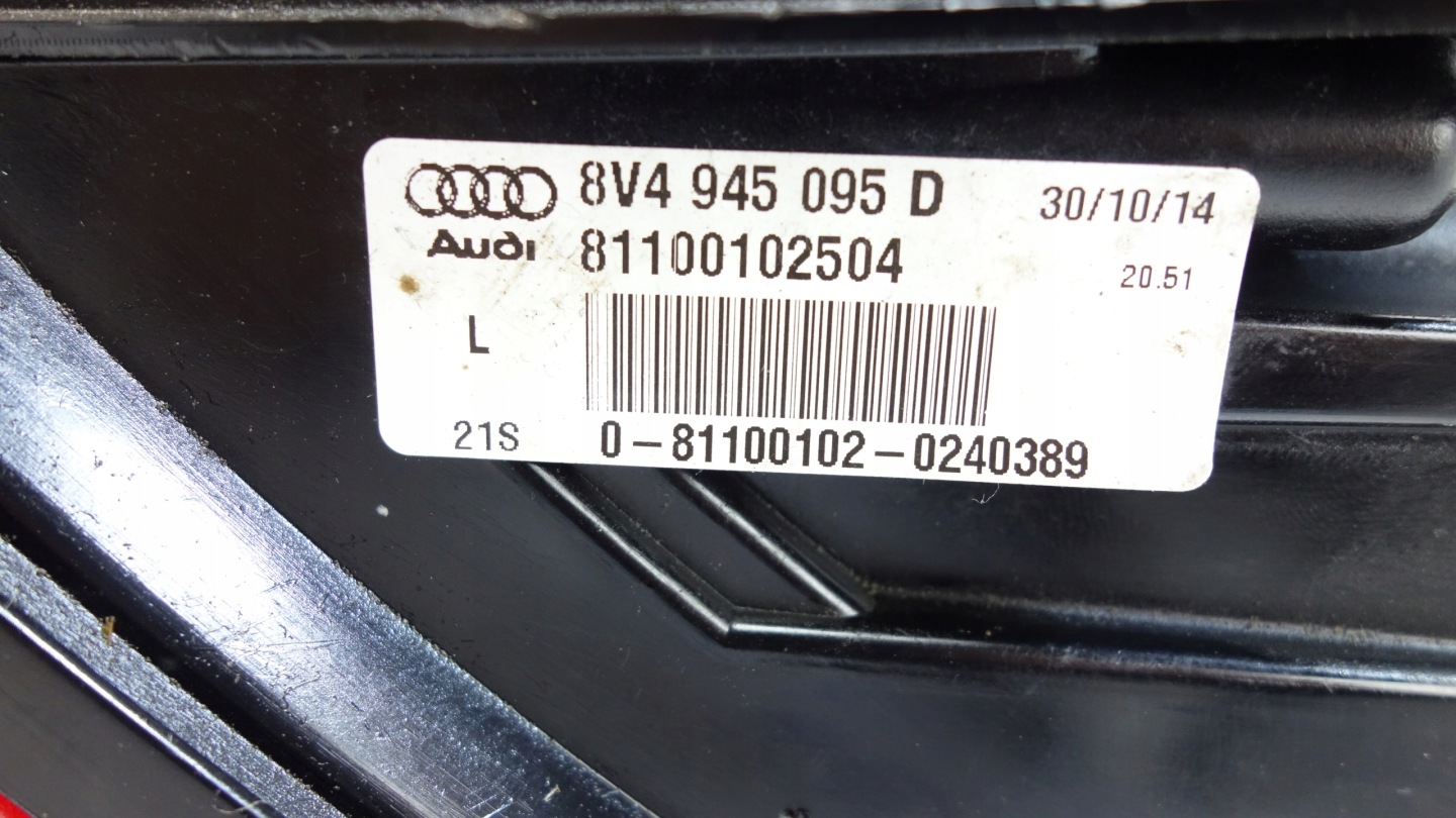 AUDI A3 SPORTBACK 2013- LED light left rear part left rear 8V4945095D