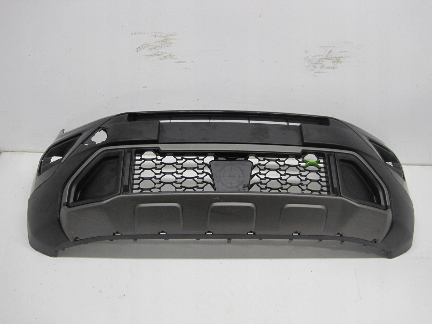 front bumper JEEP AVENGER 24R below RADAR front
