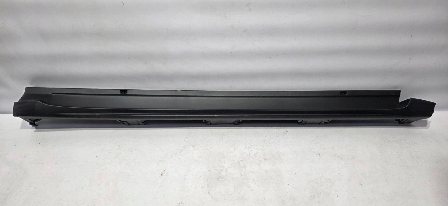 moulding threshold right side Lexus LBX 7585052110