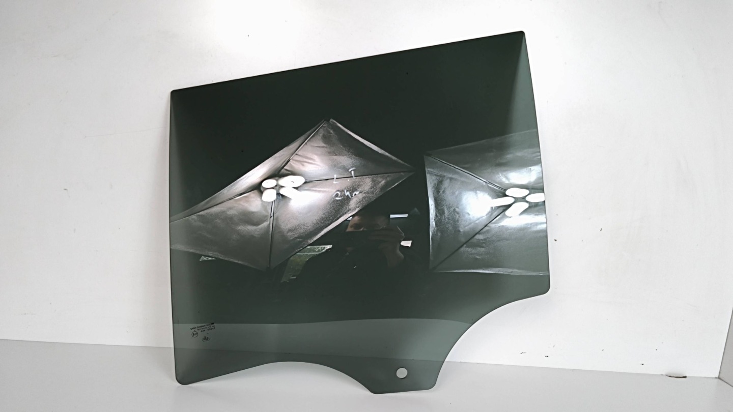 BMW 5 KOMBI G31 window door rear left Ciemna AS3
