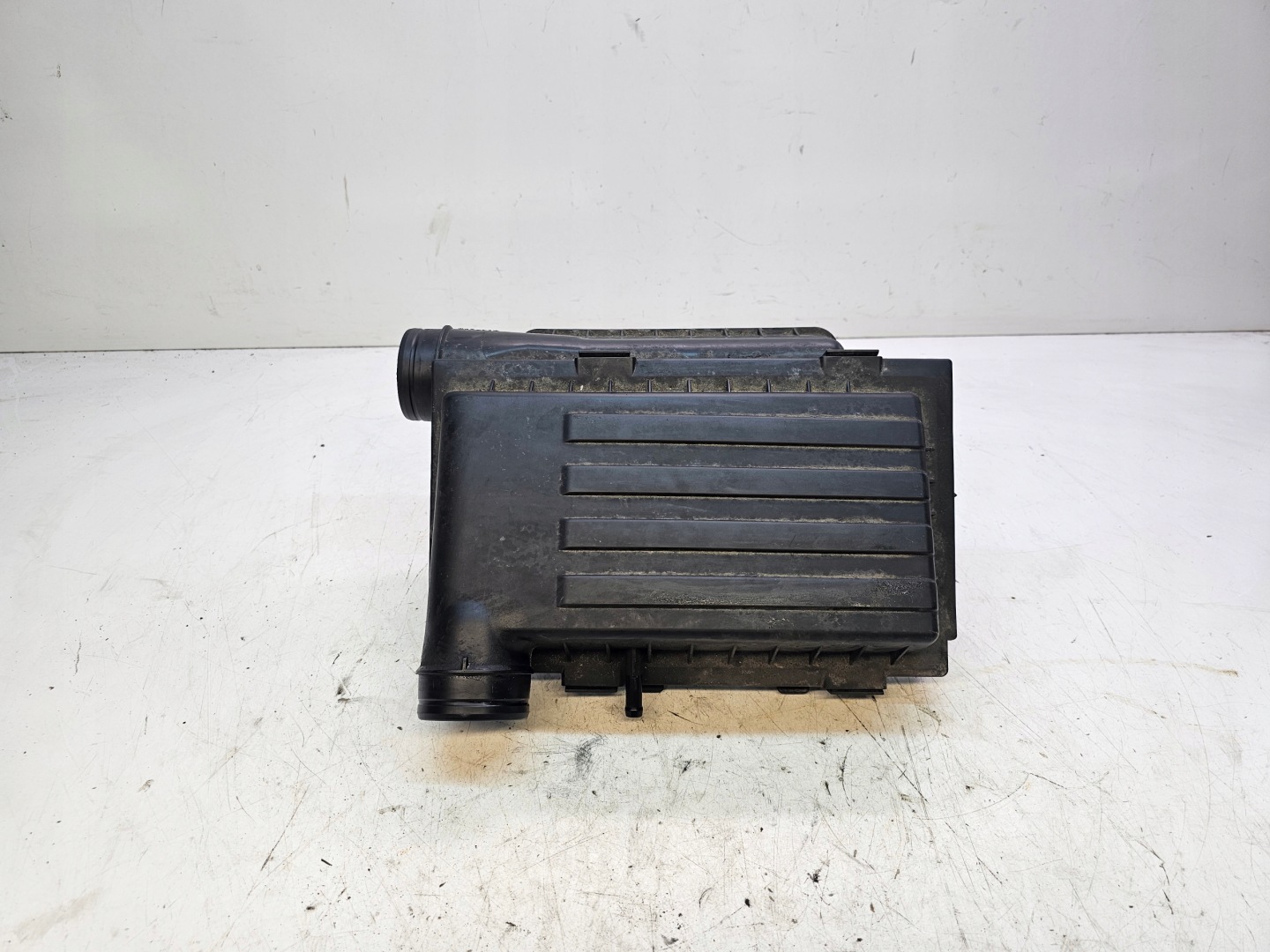 Gehäuse filter luft AUDI A3 8V VOLKSWAGEN SEAT SKODA 04E129611H