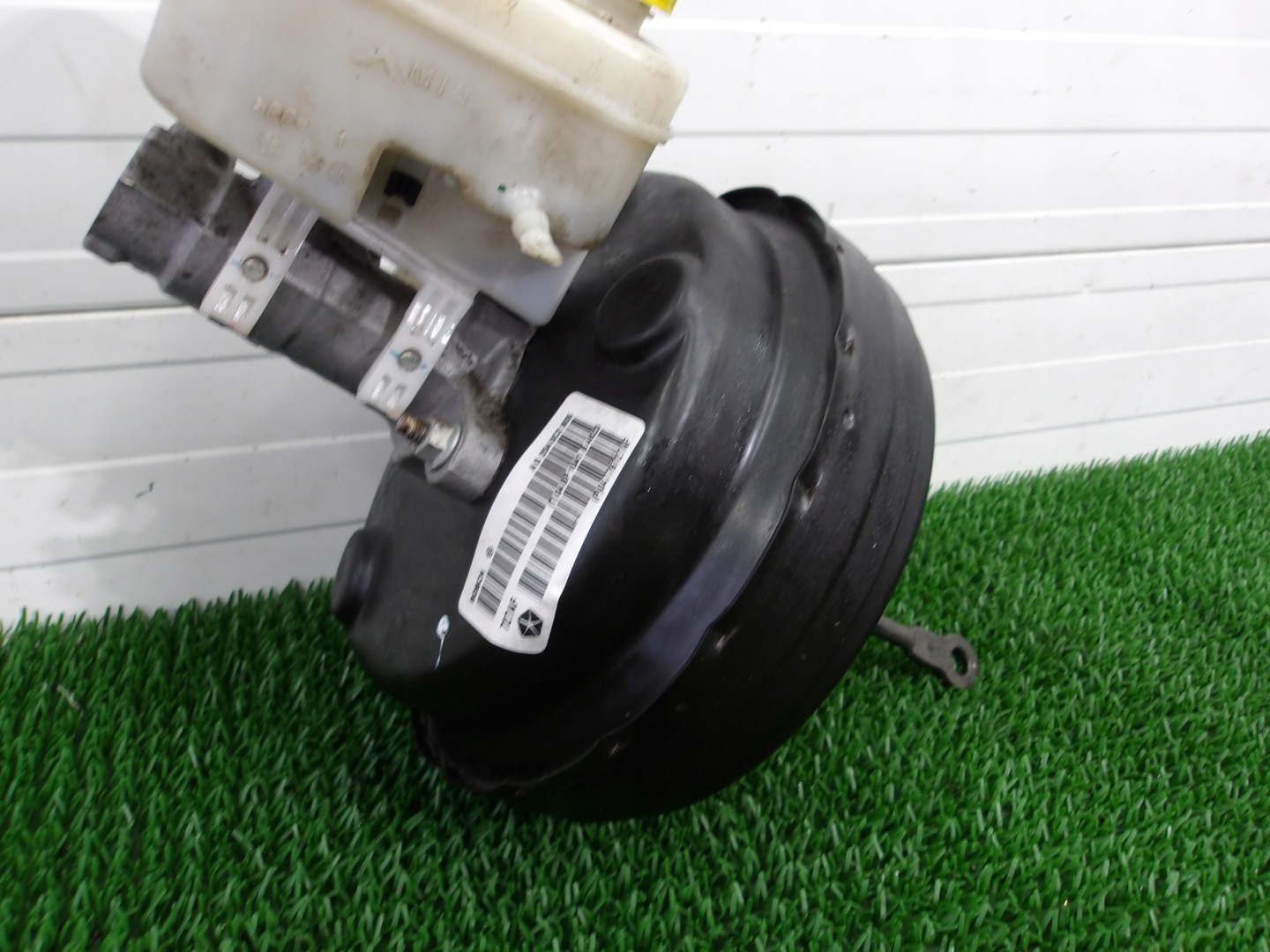 DODGE NITRO 4.0 V6 Servofreno SERVO servo EU 04779727AF