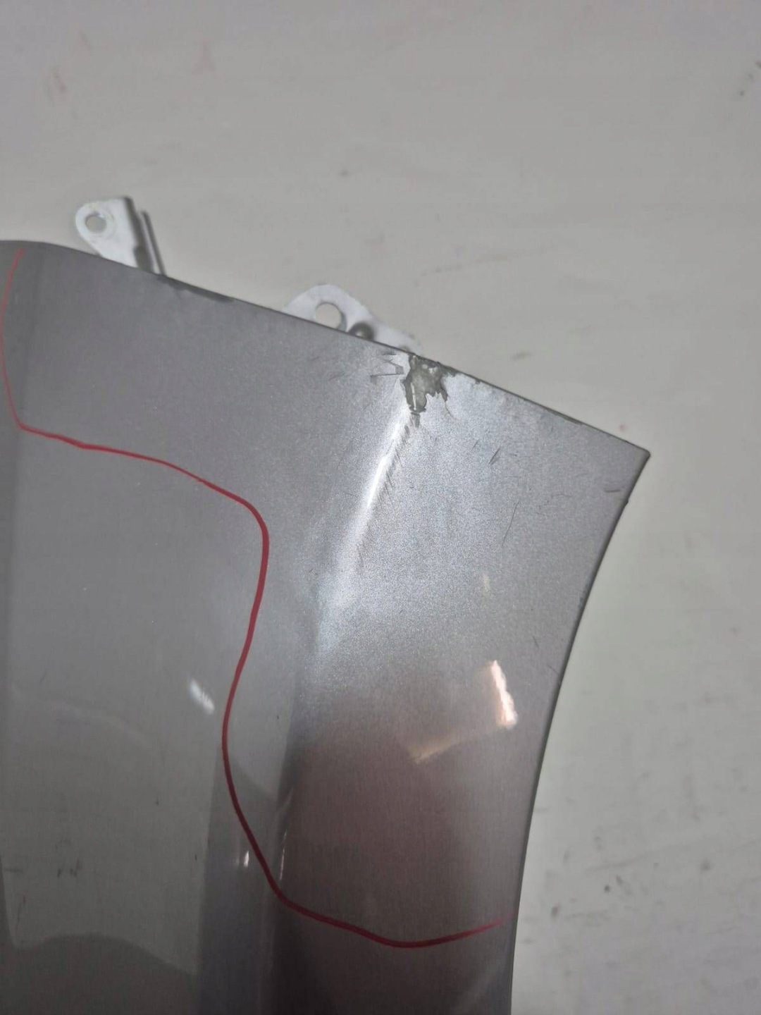 NISSAN LEAF and 10- fender right front front