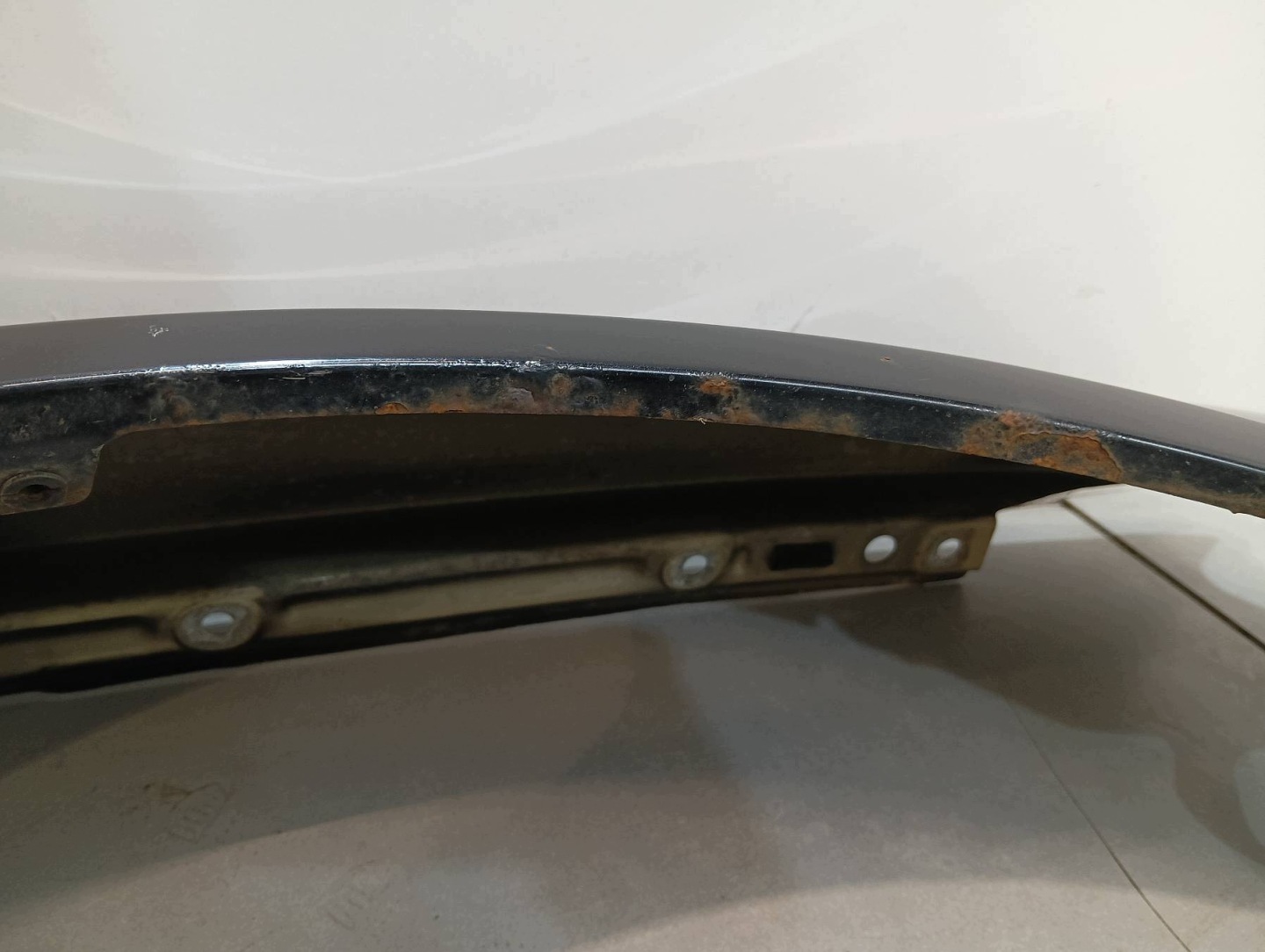 parafango destra anteriore nero Skoda Superb e (2001-2008)