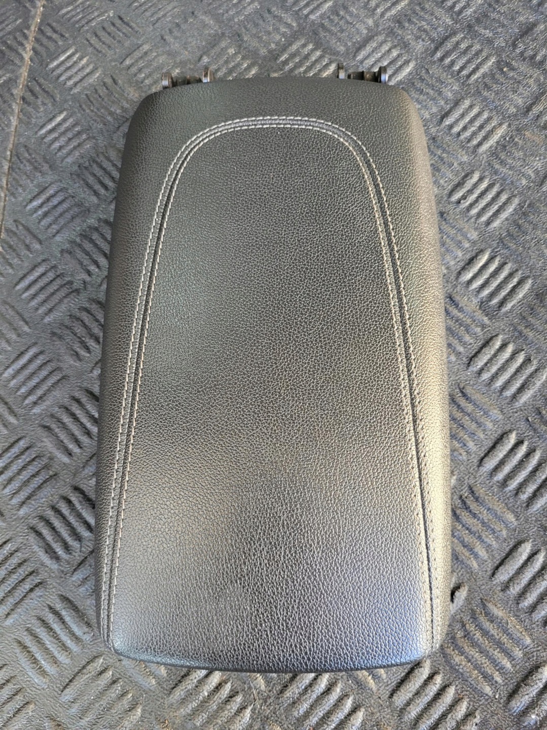 armrest OPEL INSIGNIA B