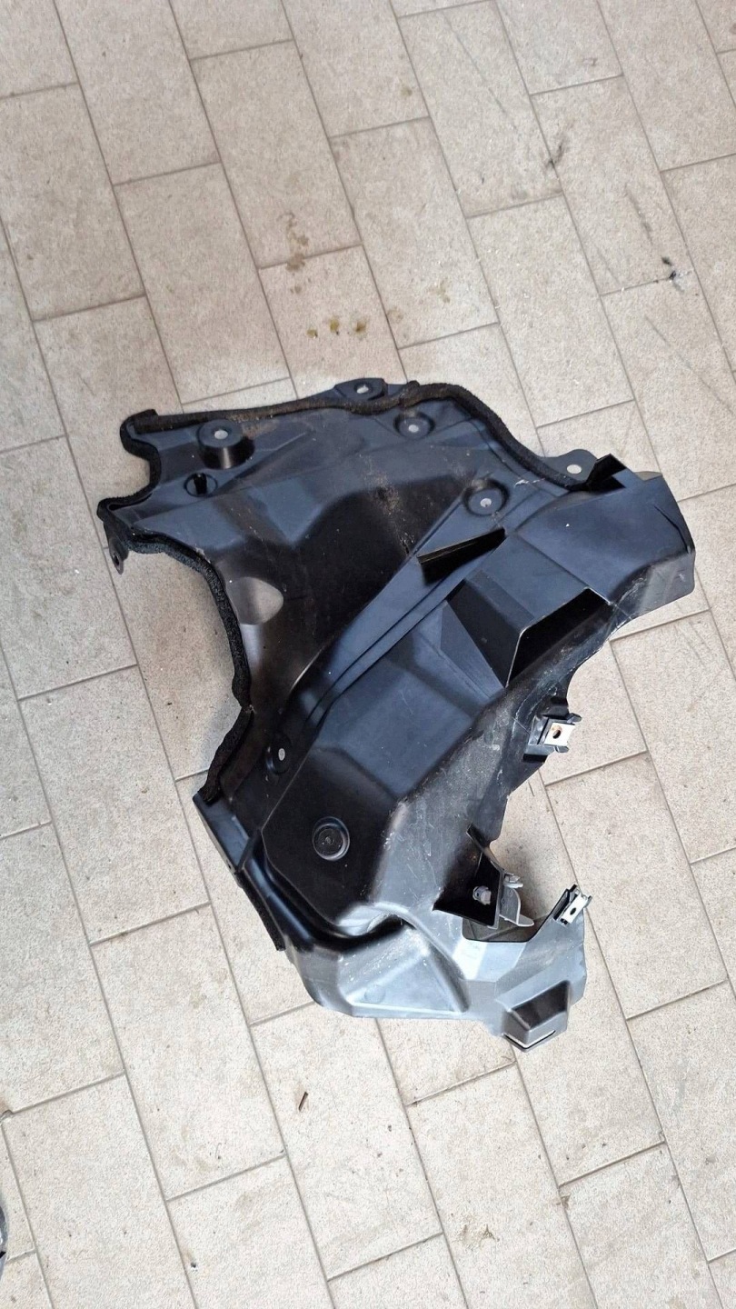 Przegroda komory Motore Mazda CX-60 KBB3564G2