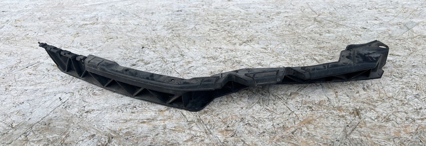bumper bracket right front SKODA OCTAVIA II 1Z0807184B