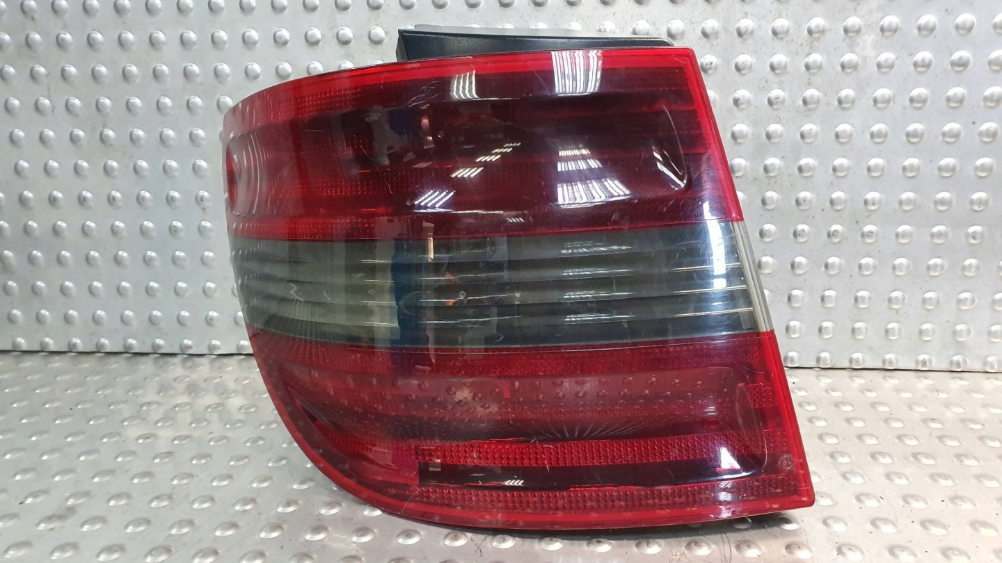 light rear part left MERCEDES B-class A1698202564 05