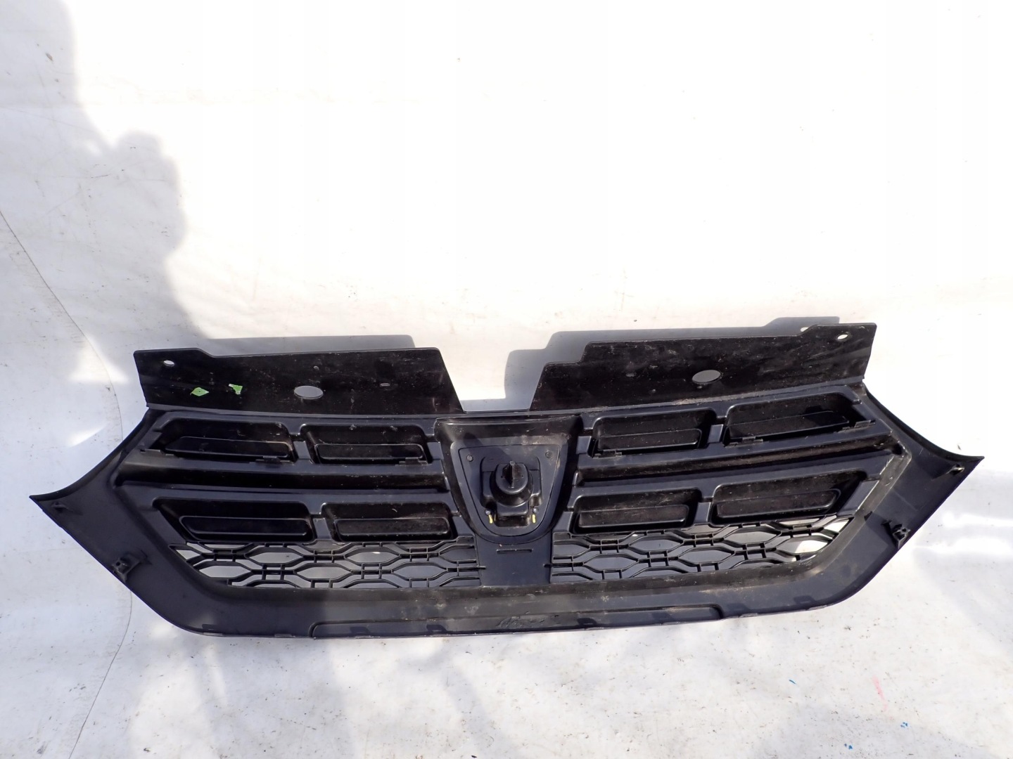 DACIA LODGY LIFT 2017- Grill Grill