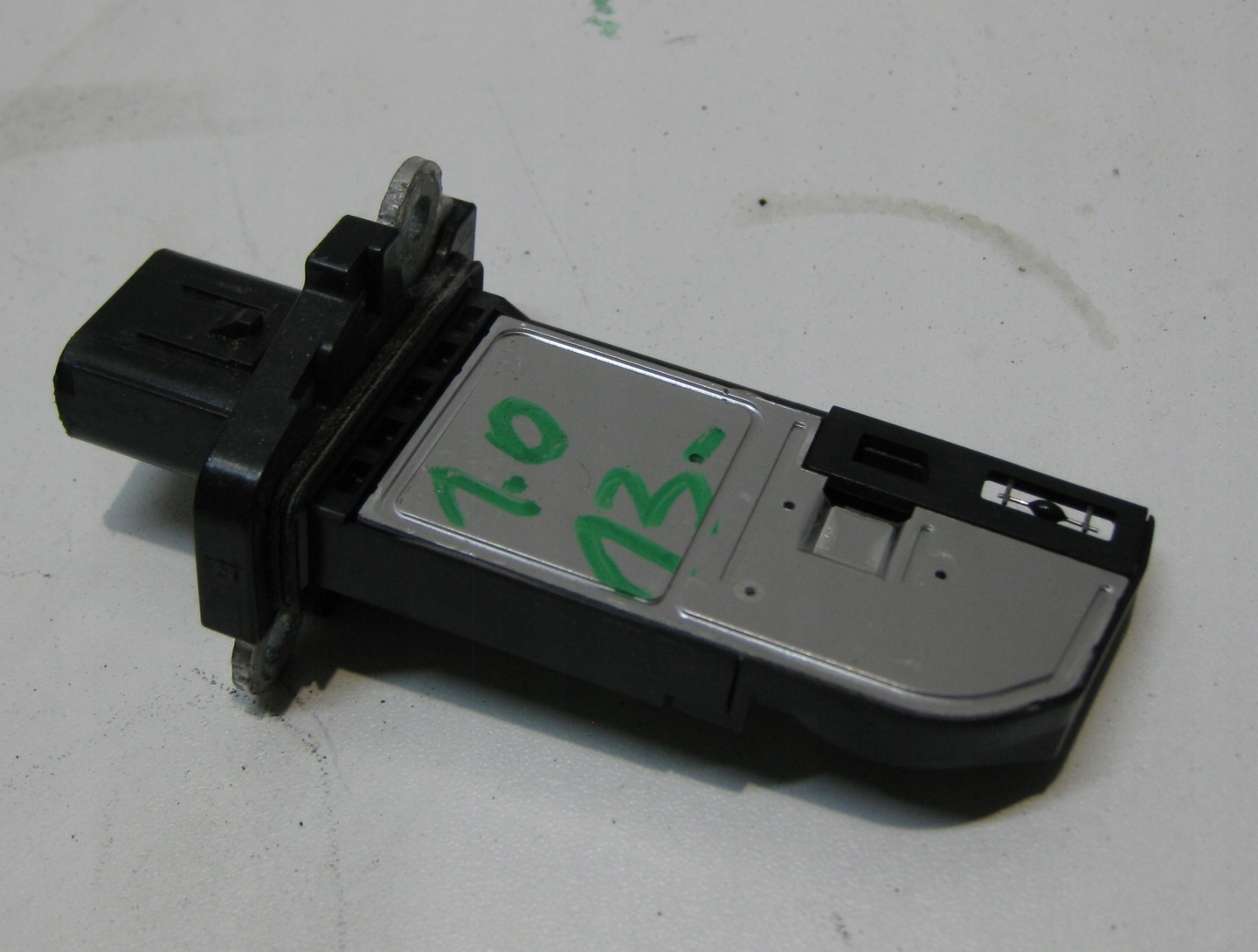 FORD B-MAX 13R 1.0EB flow meter air 8V2112B579AA