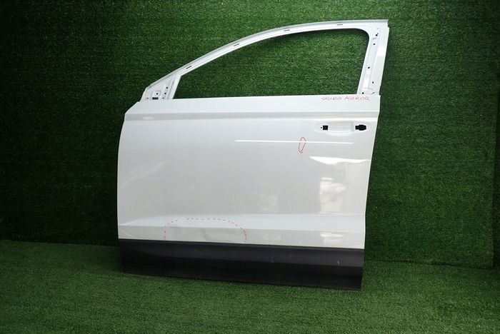 SKODA KAROQ 16- door left front front