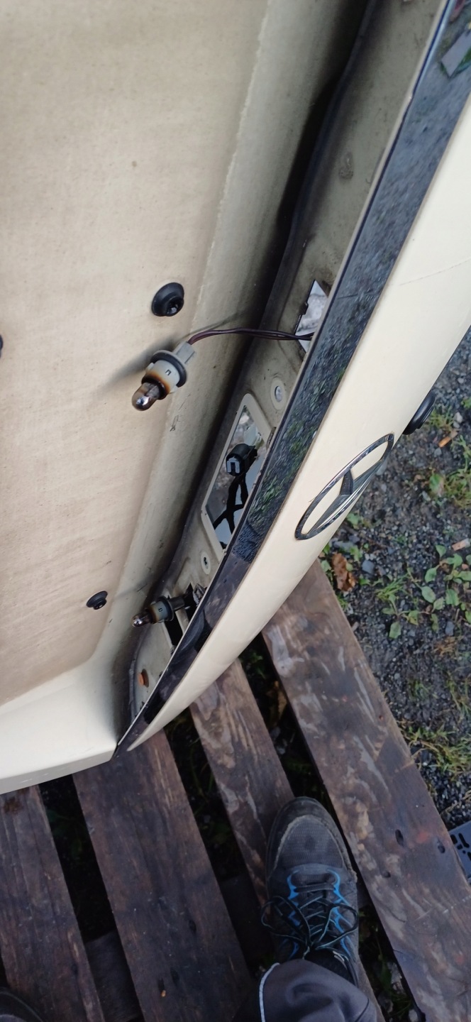 MERCEDES W212 trunk door boot KOMBI