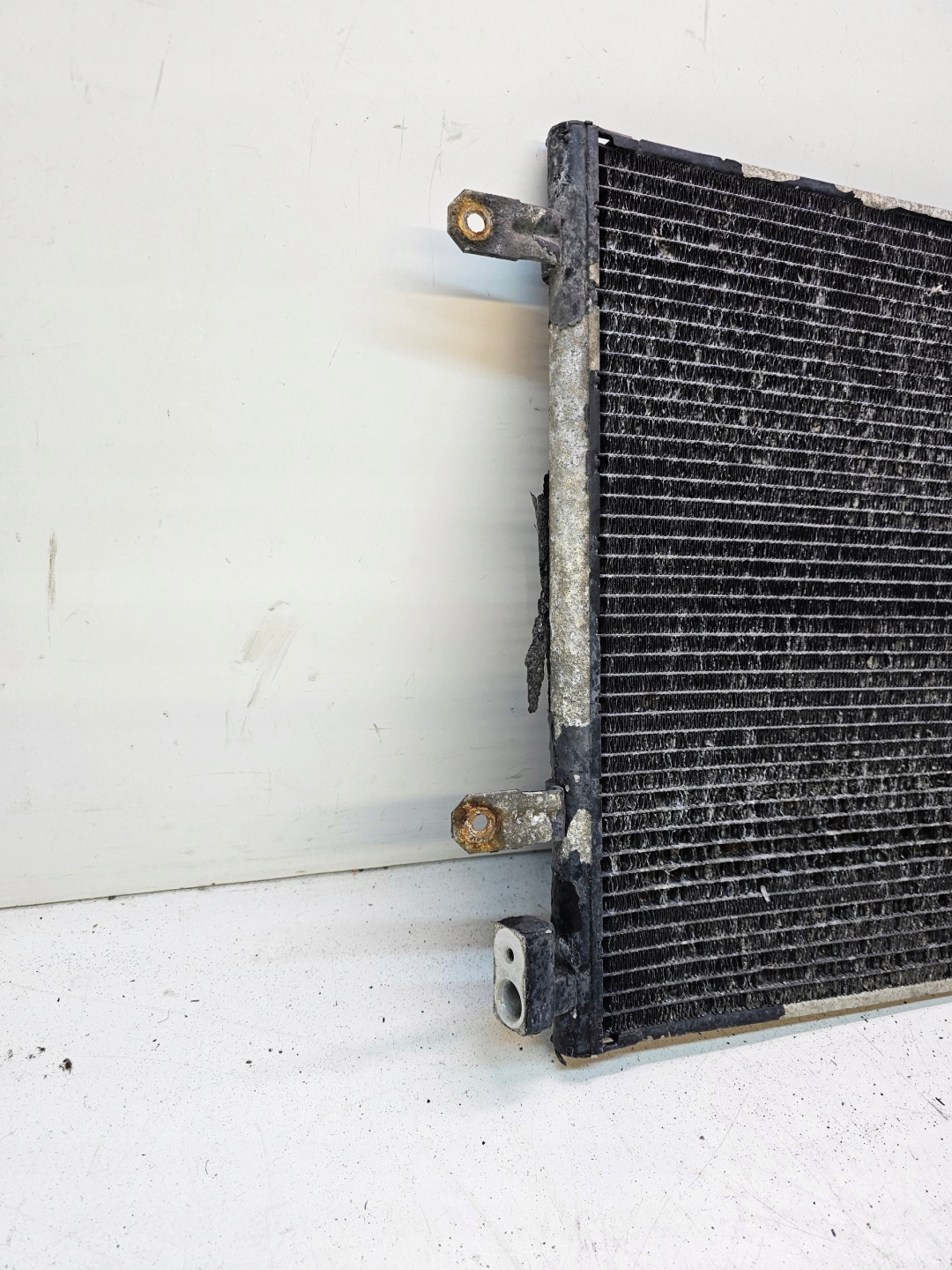 radiateur climatisation AUDI A4 B7 8E0260401T