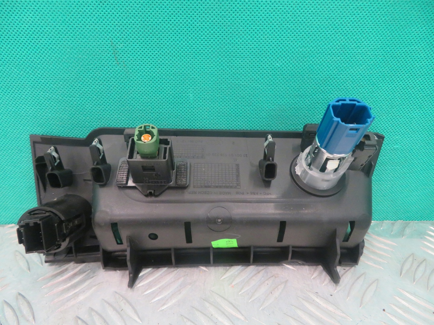 PANEL USB START STOP AUDI A5 8W 2.0 TFSI 19R