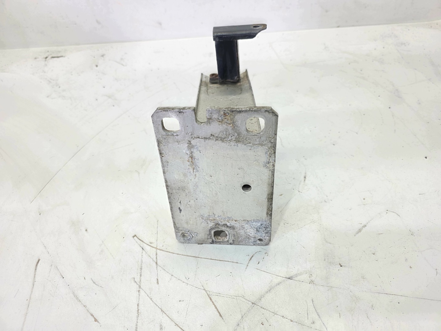 beam tip PODLUZNICY left AUDI Q5 8R 8R0807133
