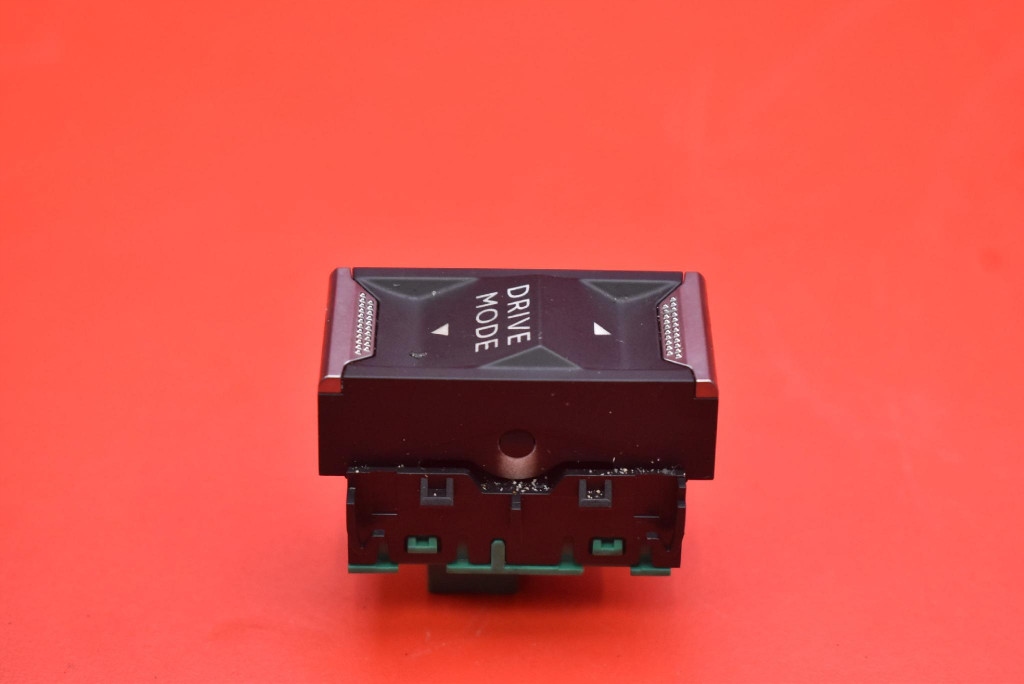 switch button DRIVE MODE 9815635480 PEUGEOT 5008 2 II 1.5 BLUEHDI 130KM