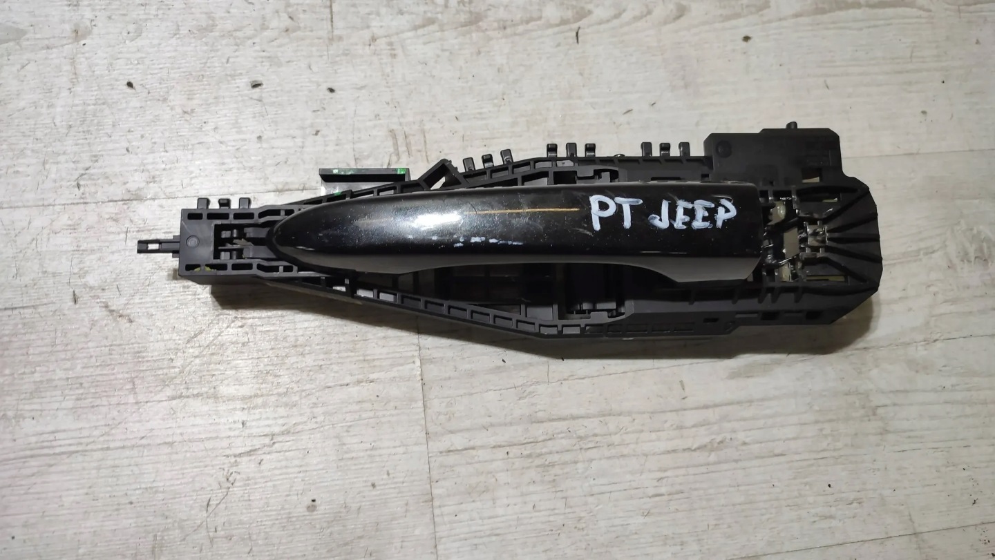 Jeep Cherokee KL 15r. 2.0d handles exterior right rear part