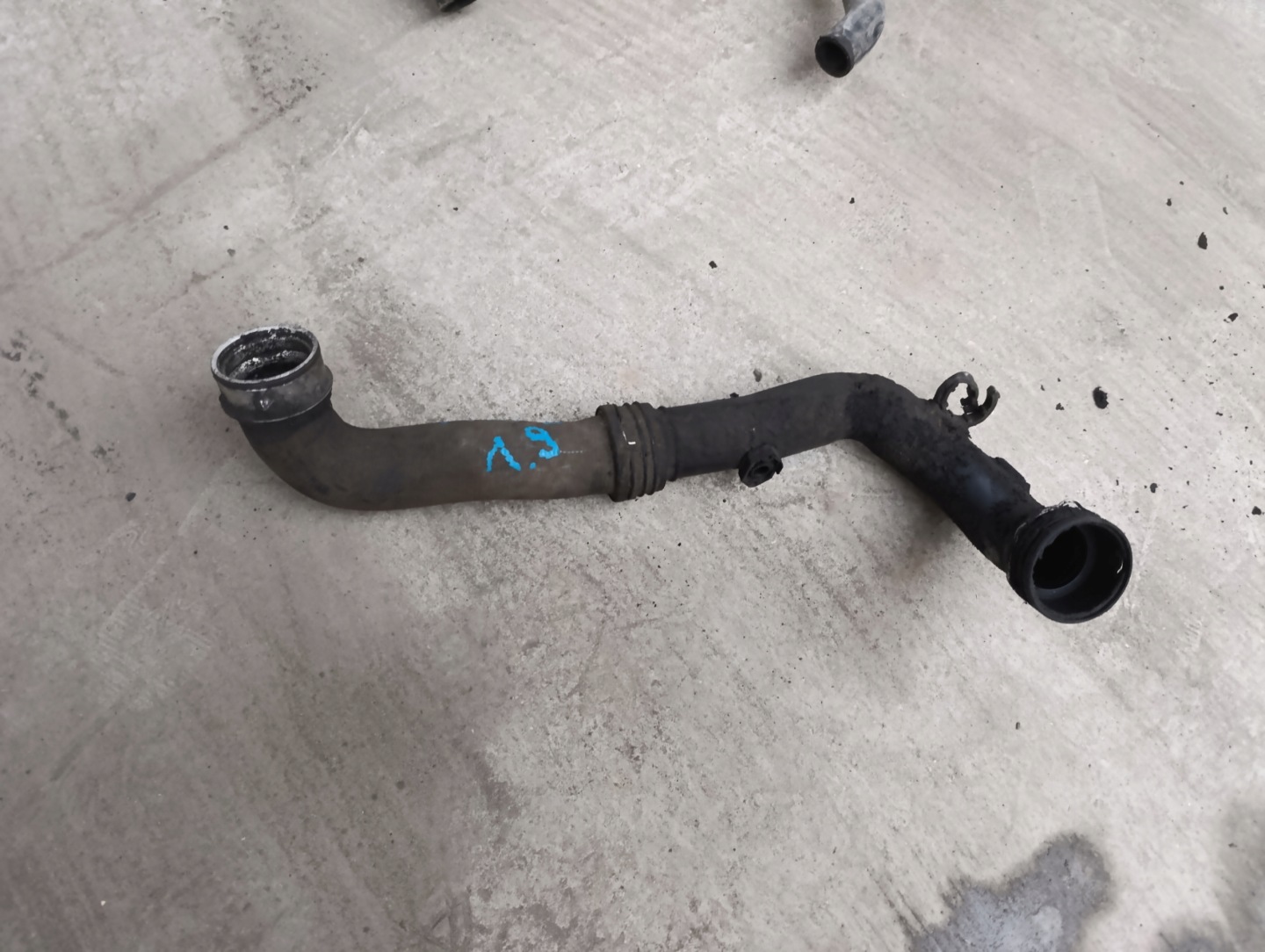 vedení intercoolera seat altea 1.9 TDI