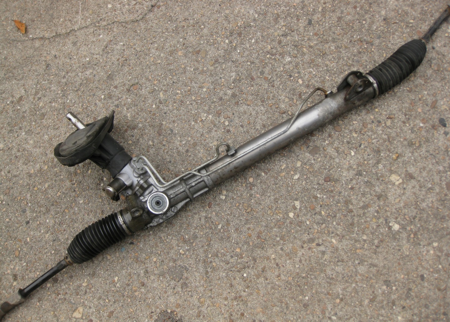 VOLVO V70 2.0 D 09R control drag rod servo steering P31280358