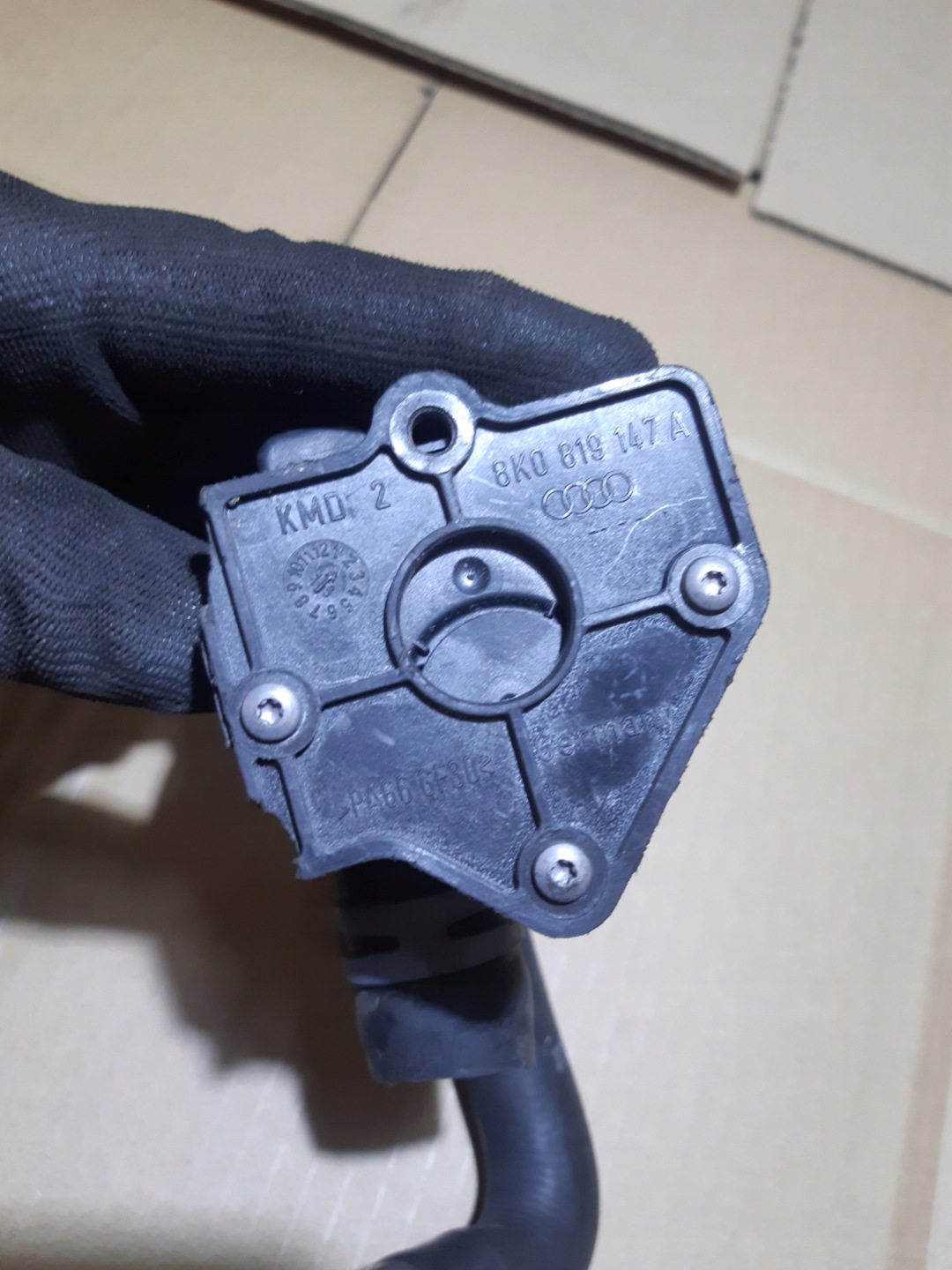 AUDI A4 B8 A5 8T dodatková pumpa pumpa vody 06H121601M