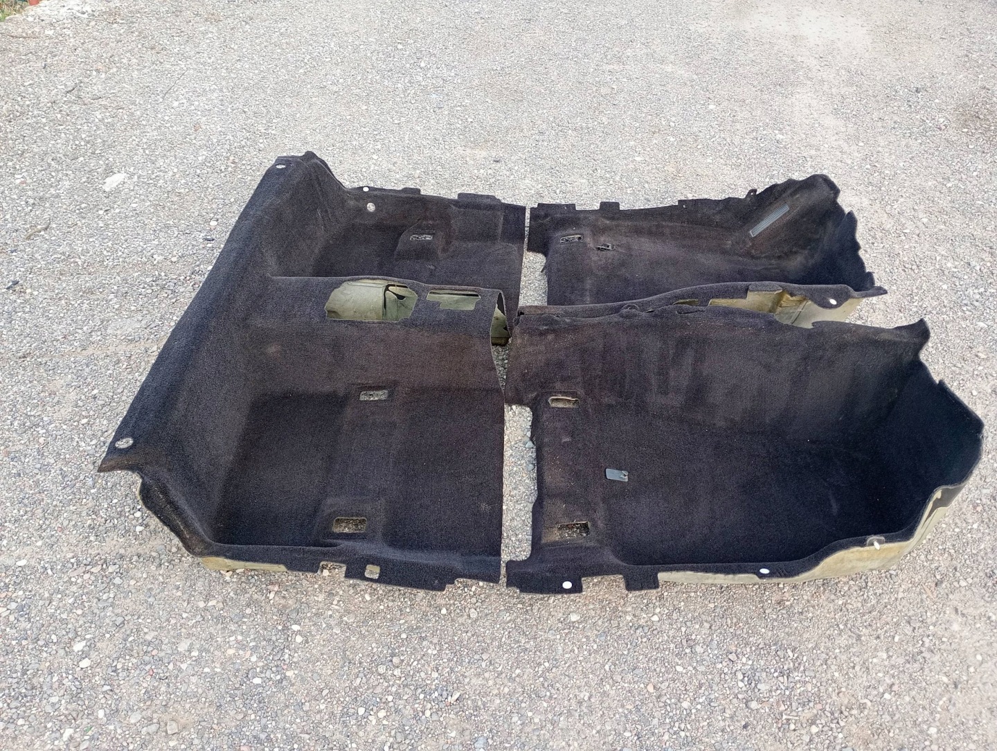 koberec tapacír KOBERCE vnitra komplet Dodge Challenger 2015