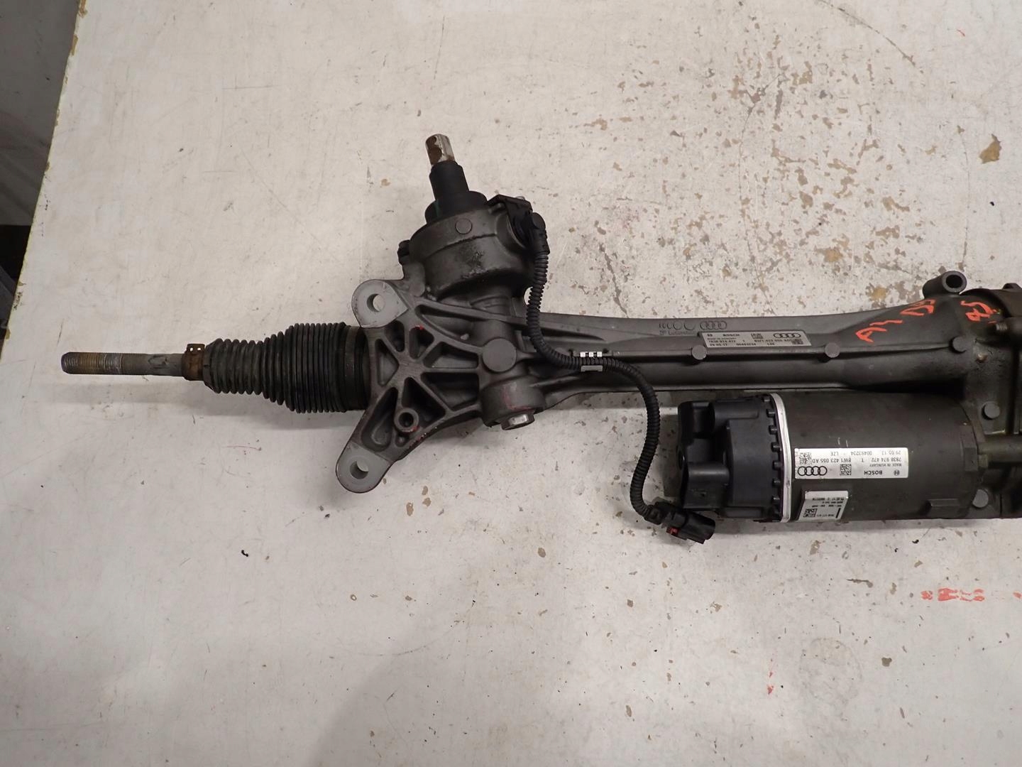 Boîter direction Boîter direction AUDI A4 B9 A5 II 8W1423055AD