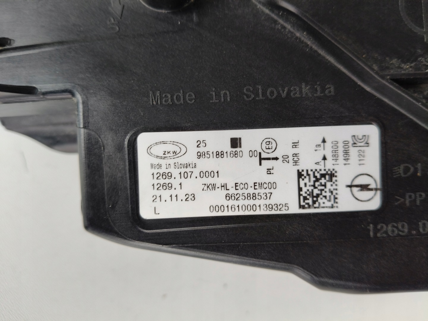 light left REFLEKTOR OPEL ASTRA VI L 22- FULL LED