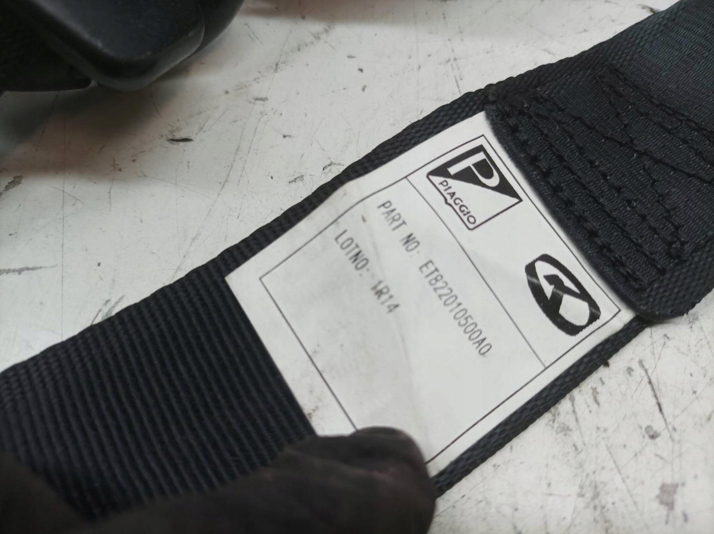 seat belt left front driver´s Piaggio Porter II (2021- ) NP6